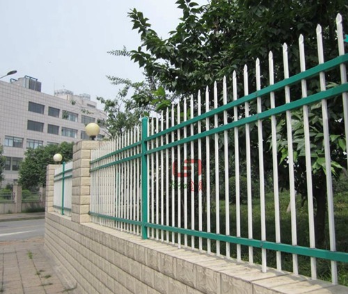 圍墻護(hù)欄.jpg