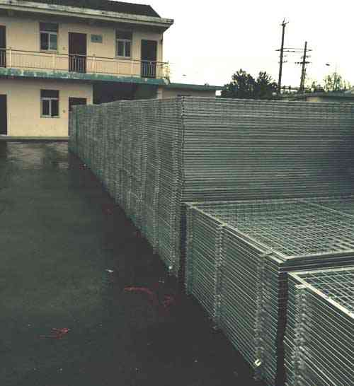 熱鍍鋅框架護欄網(wǎng)